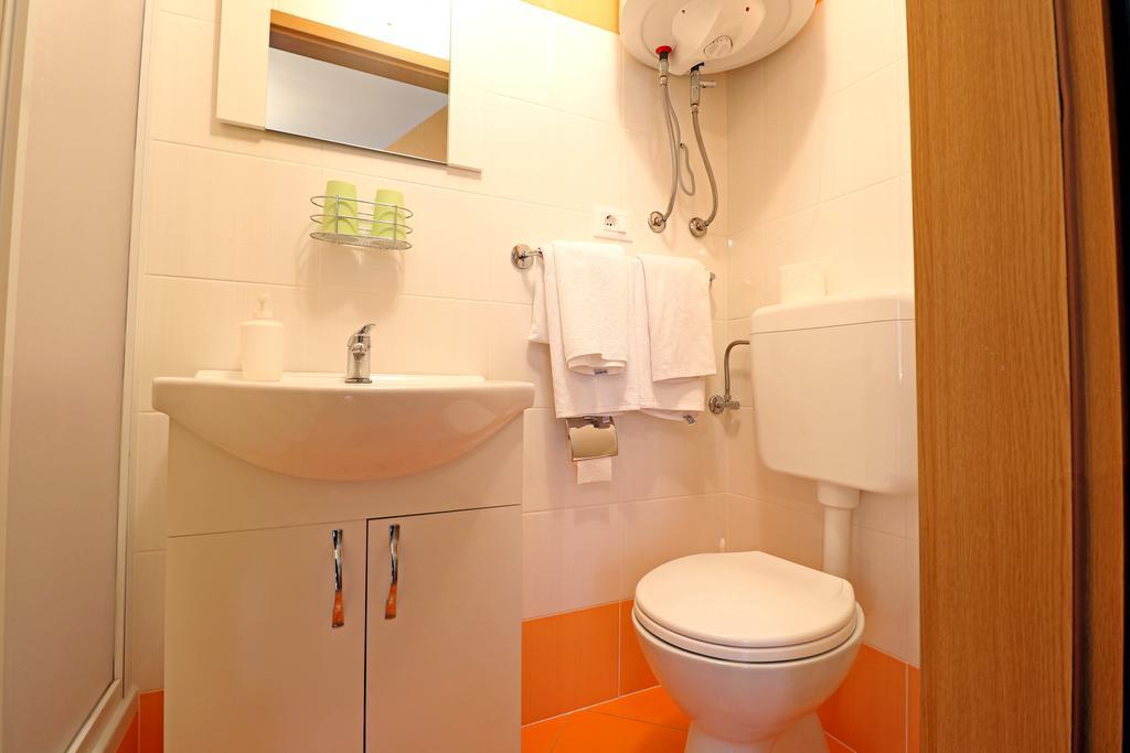 Guest House Franko Bale Zewnętrze zdjęcie
